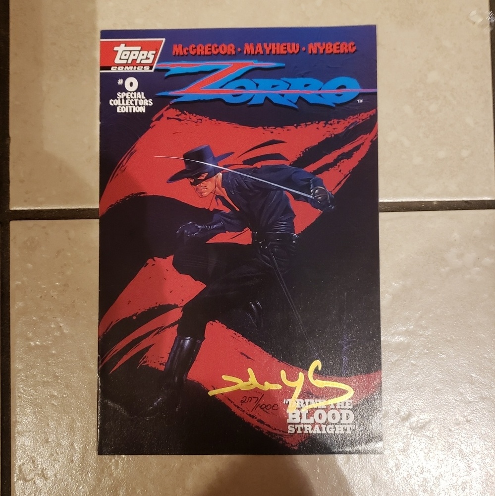 NWOT Autographed Zorro Collector's Edition Comic